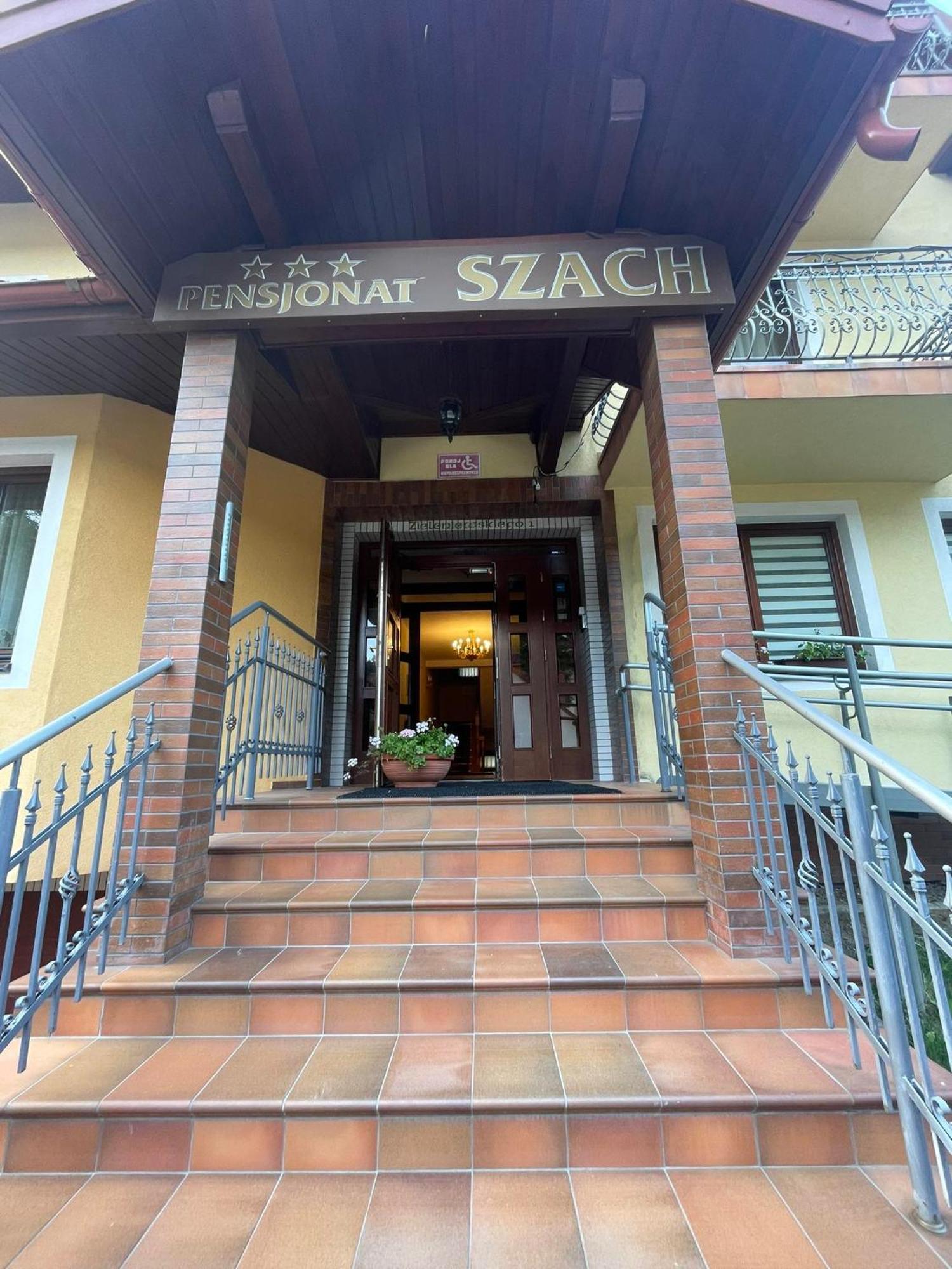 Szach Bed & Breakfast 3*