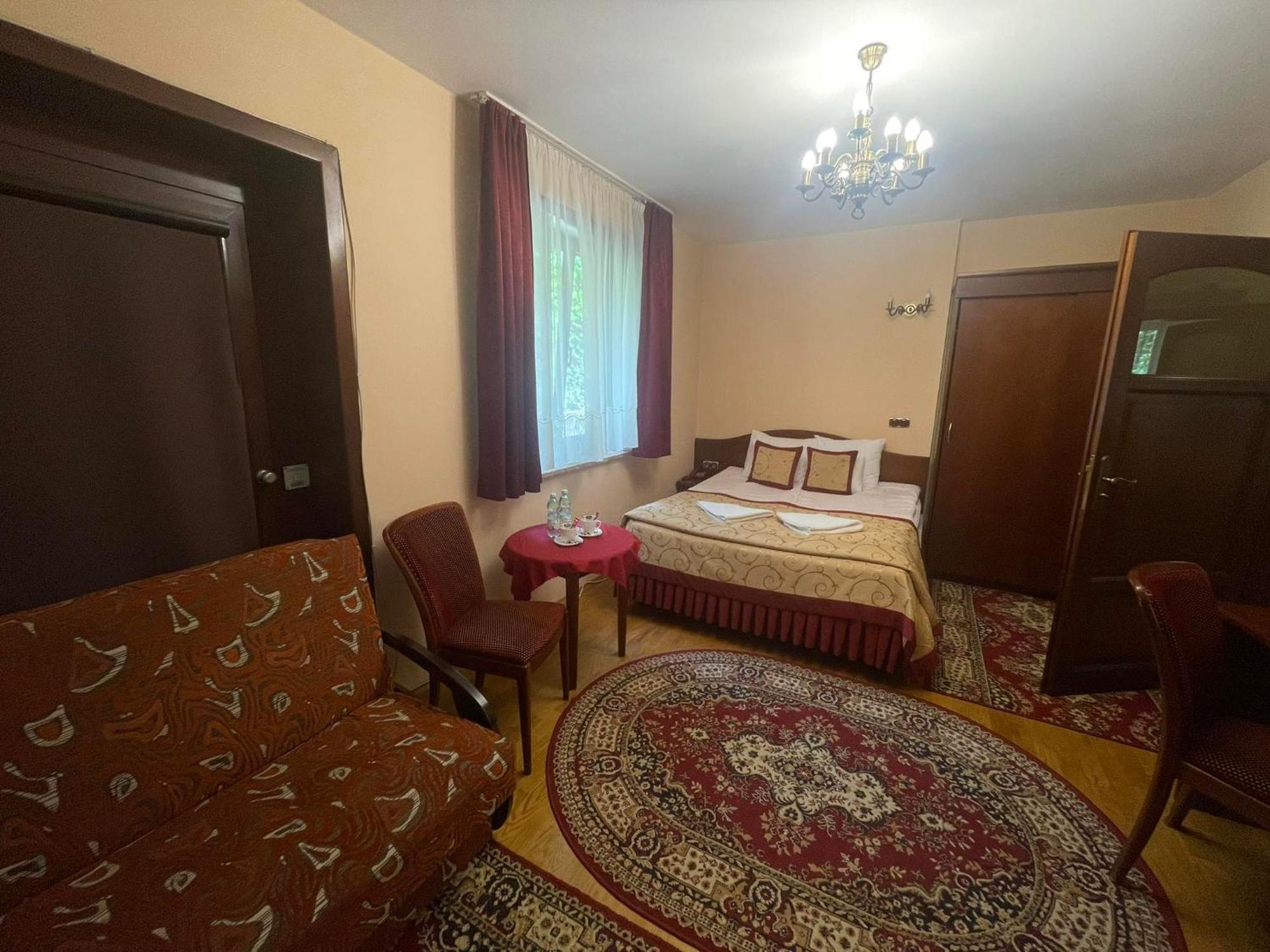 Szach Bed & Breakfast 3*